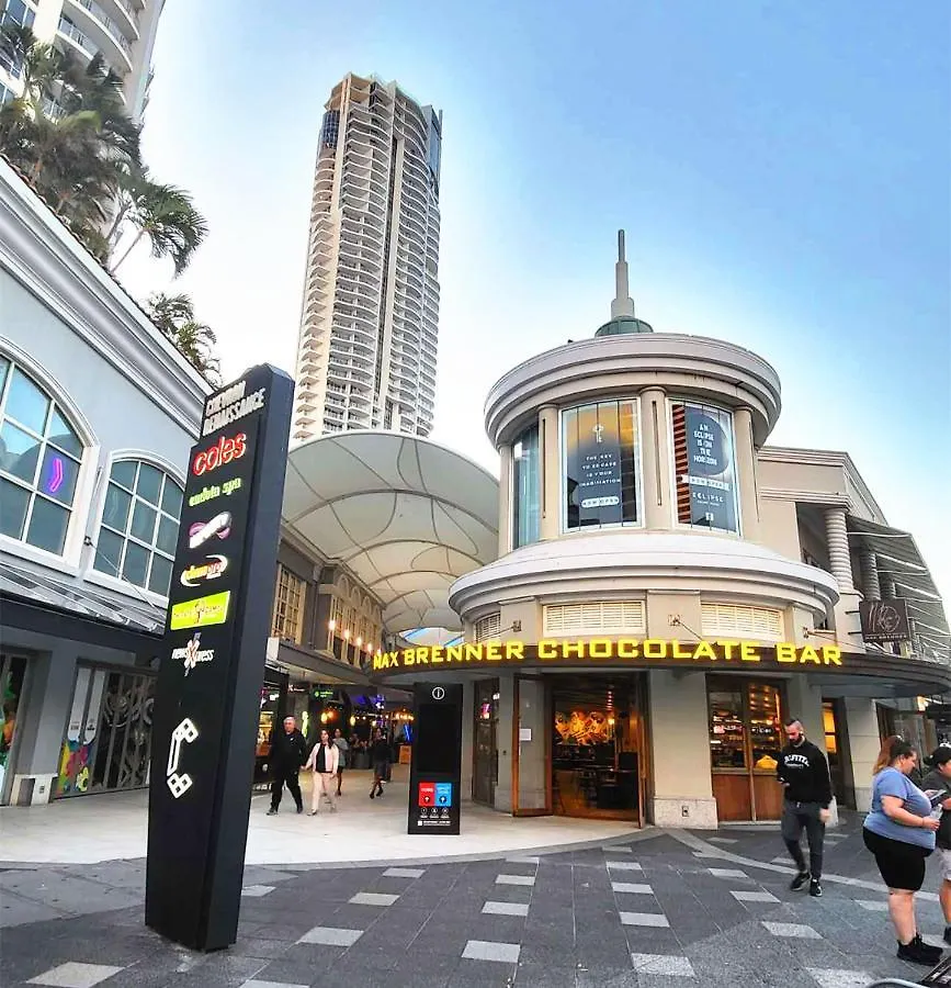 Beachside 2 Bedroom Apt In The Heart Of Surfers Paradise - Chevron Renaissance - Free Parking Gold Coast