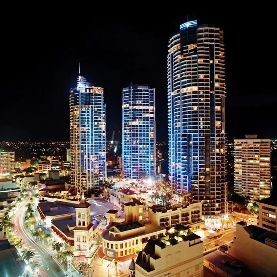 Beachside 2 Bedroom Apt In The Heart Of Surfers Paradise - Chevron Renaissance - Free Parking غولد كوست شقة