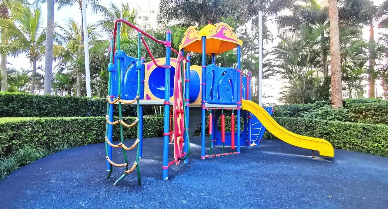 شقة Beachside 2 Bedroom Apt In The Heart Of Surfers Paradise - Chevron Renaissance - Free Parking غولد كوست