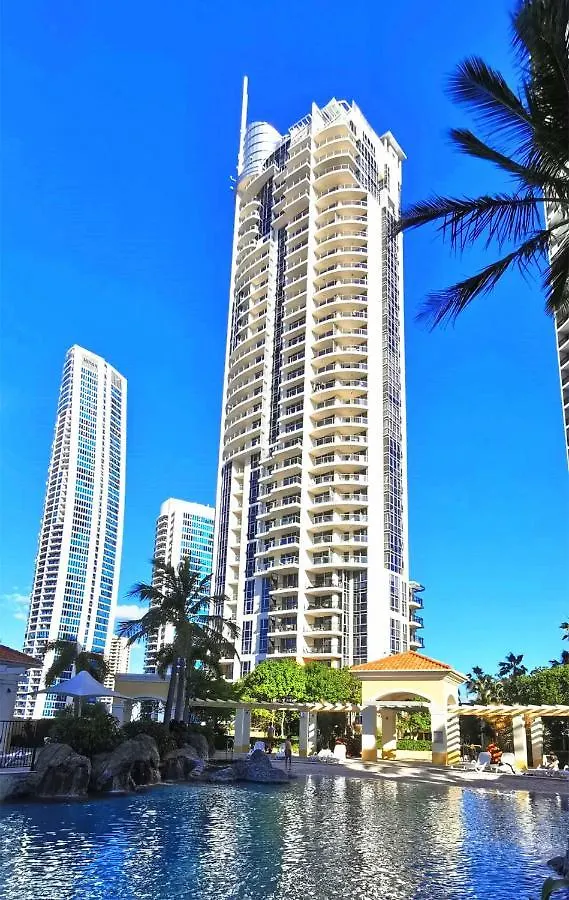 Beachside 2 Bedroom Apt In The Heart Of Surfers Paradise - Chevron Renaissance - Free Parking ゴールドコースト アパート
