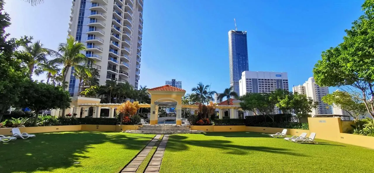 Beachside 2 Bedroom Apt In The Heart Of Surfers Paradise - Chevron Renaissance - Free Parking غولد كوست أستراليا